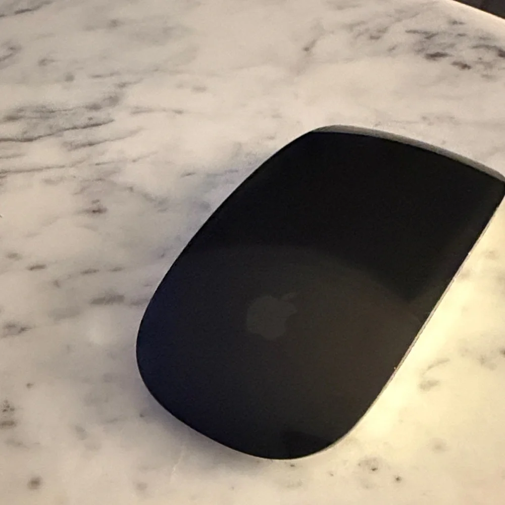 Apple elegant magic